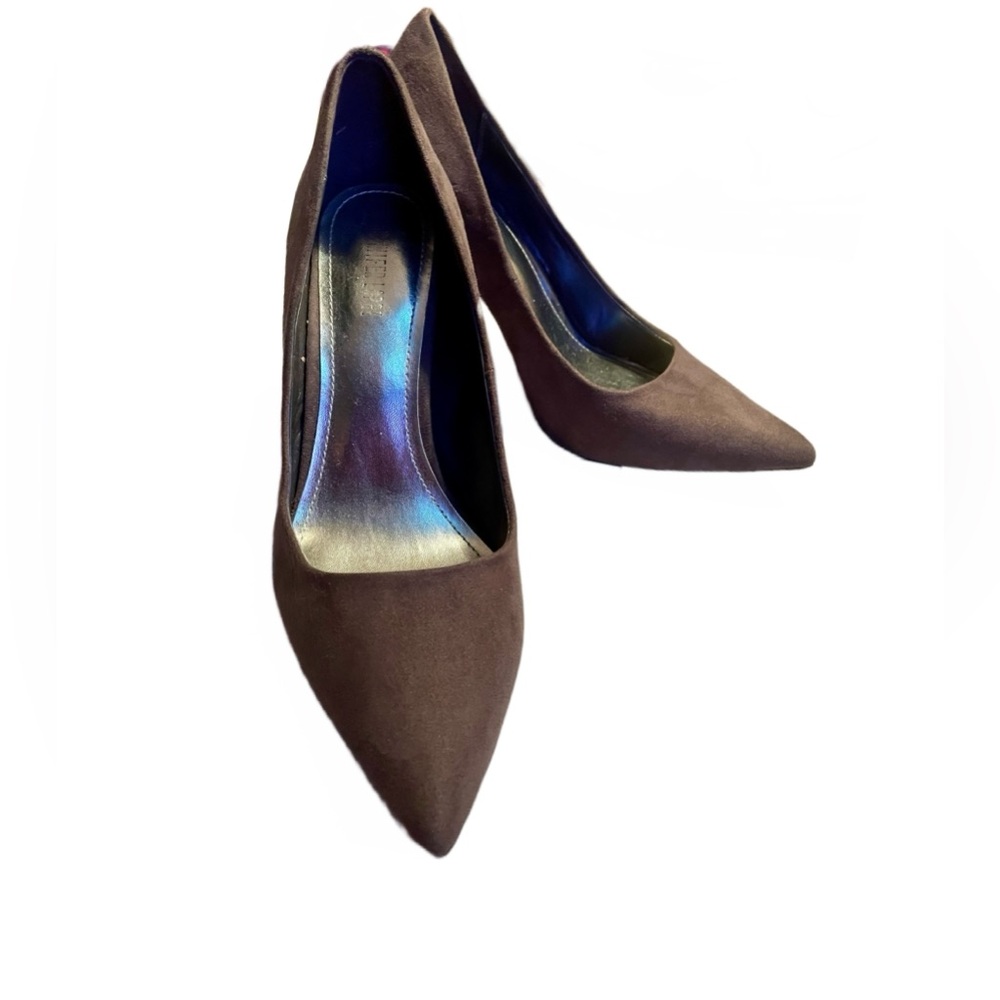 Jennifer Lopez Grey suede high heels - Picture 2 of 6